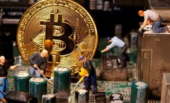 A Mining Farm powered by green energy